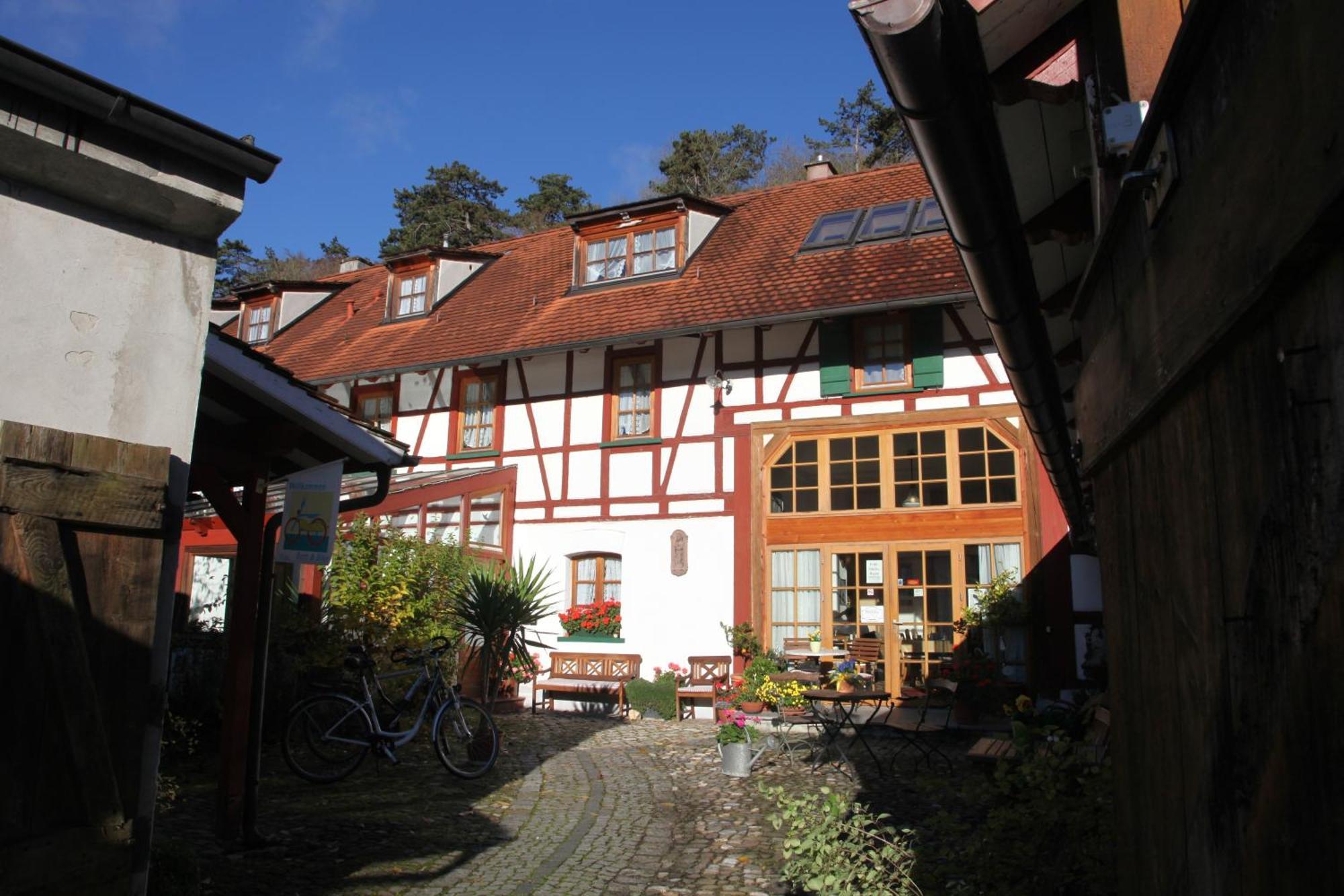 Gaestehaus Pfefferle Hotel Garni Und Ferienwohnungen Sigmaringen Exterior photo